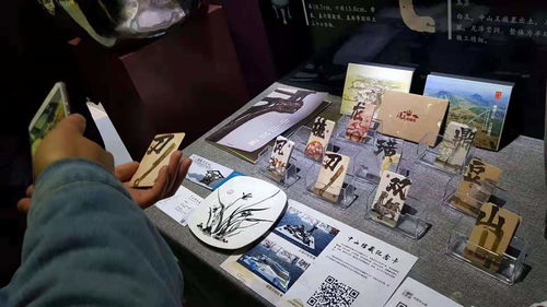 創(chuàng)意綻放，夢想啟航——我校美術(shù)與設(shè)計(jì)學(xué)院2017屆廣告設(shè)計(jì)與制作專業(yè)畢業(yè)作品展成功舉辦